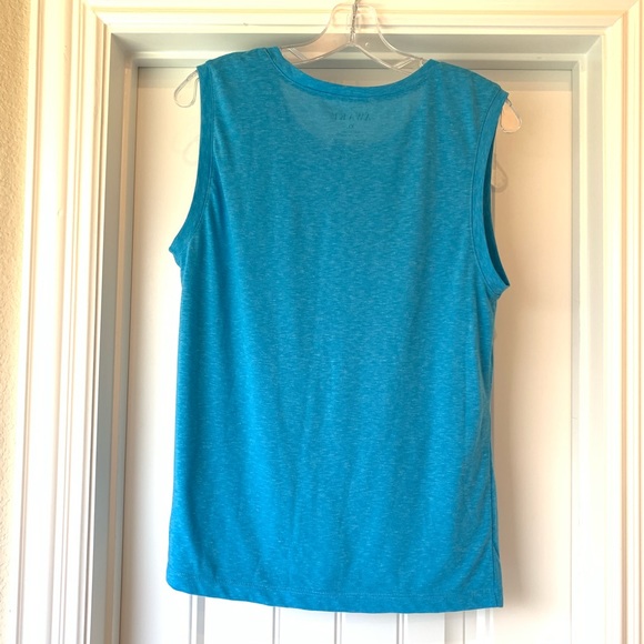 Graphic Tee - Picture 3 of 3